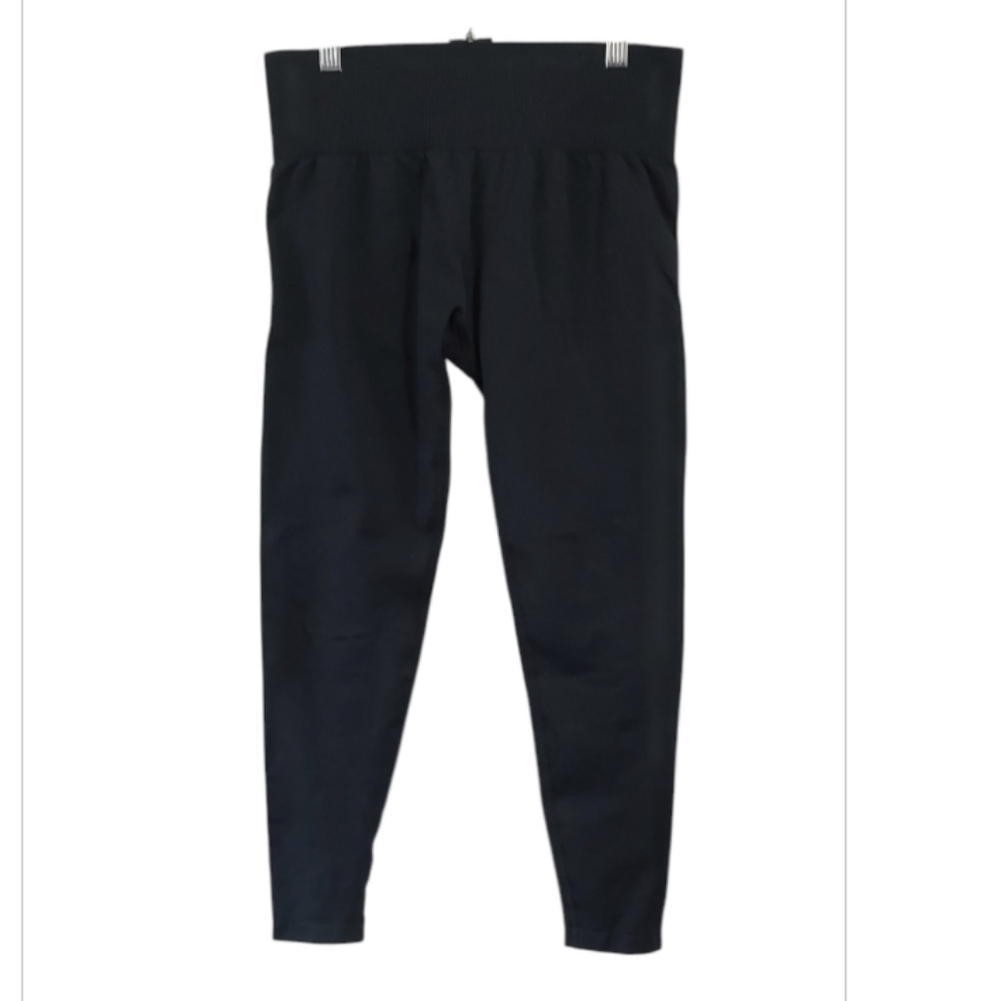 HALARA Classic Black Leggings